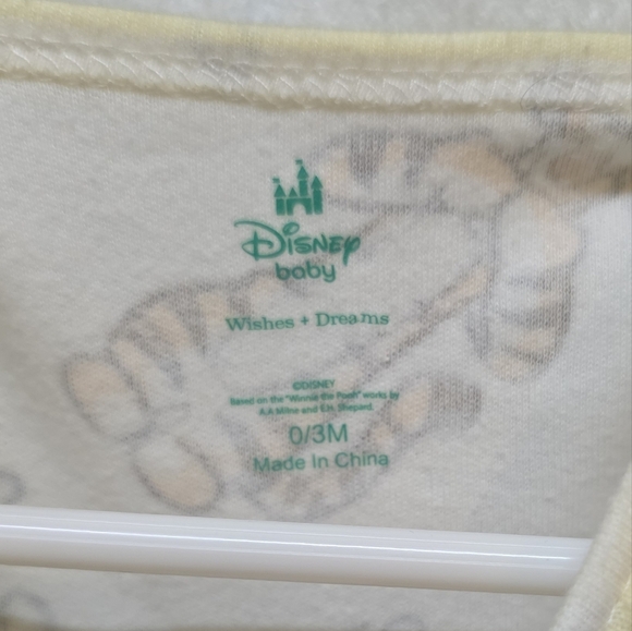 Disney White Pooh Print Footie One Piece - Picture 5 of 5